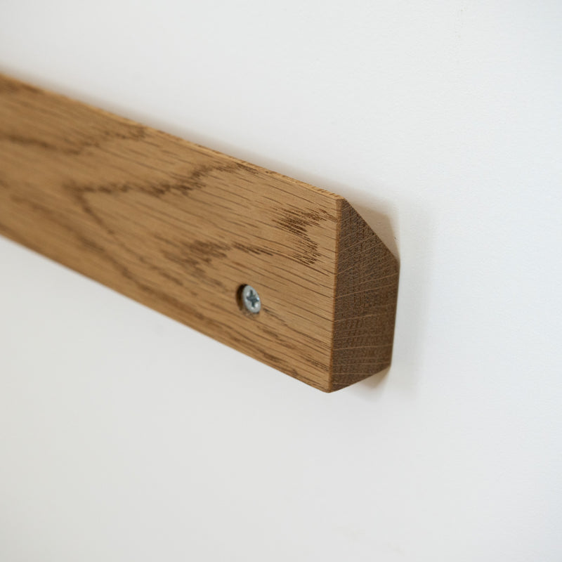 Floating bedside table
