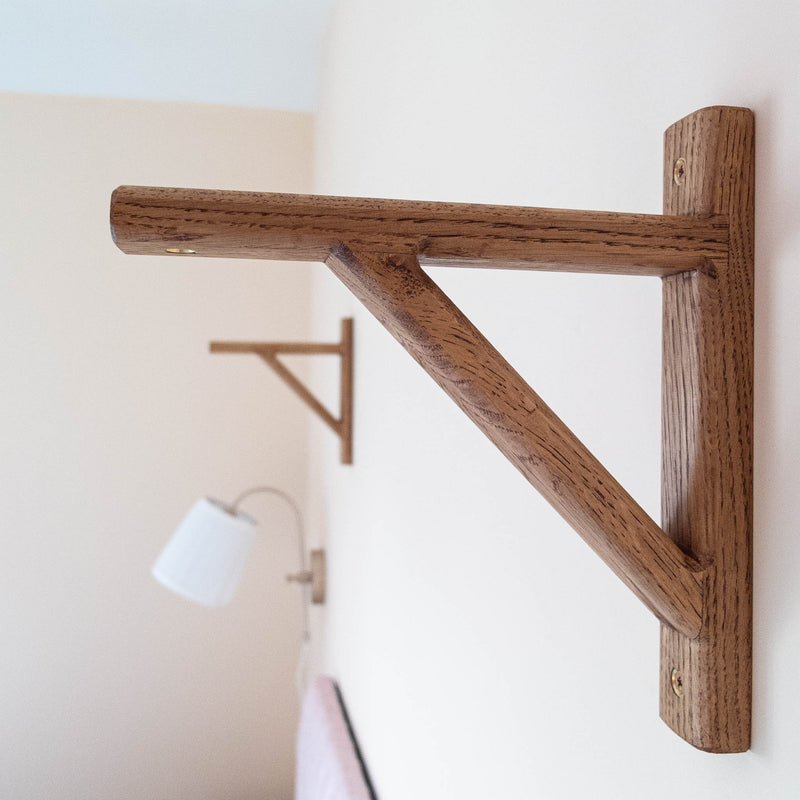 Oak Shelf and Brackets